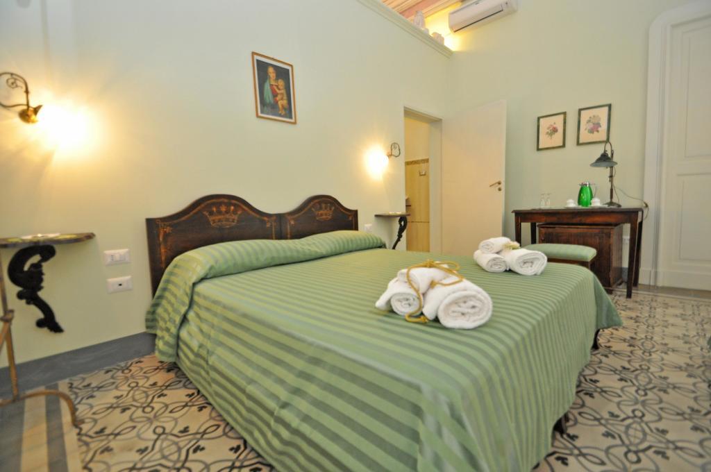 Palazzo De Donatis B&B Melissano 客房 照片